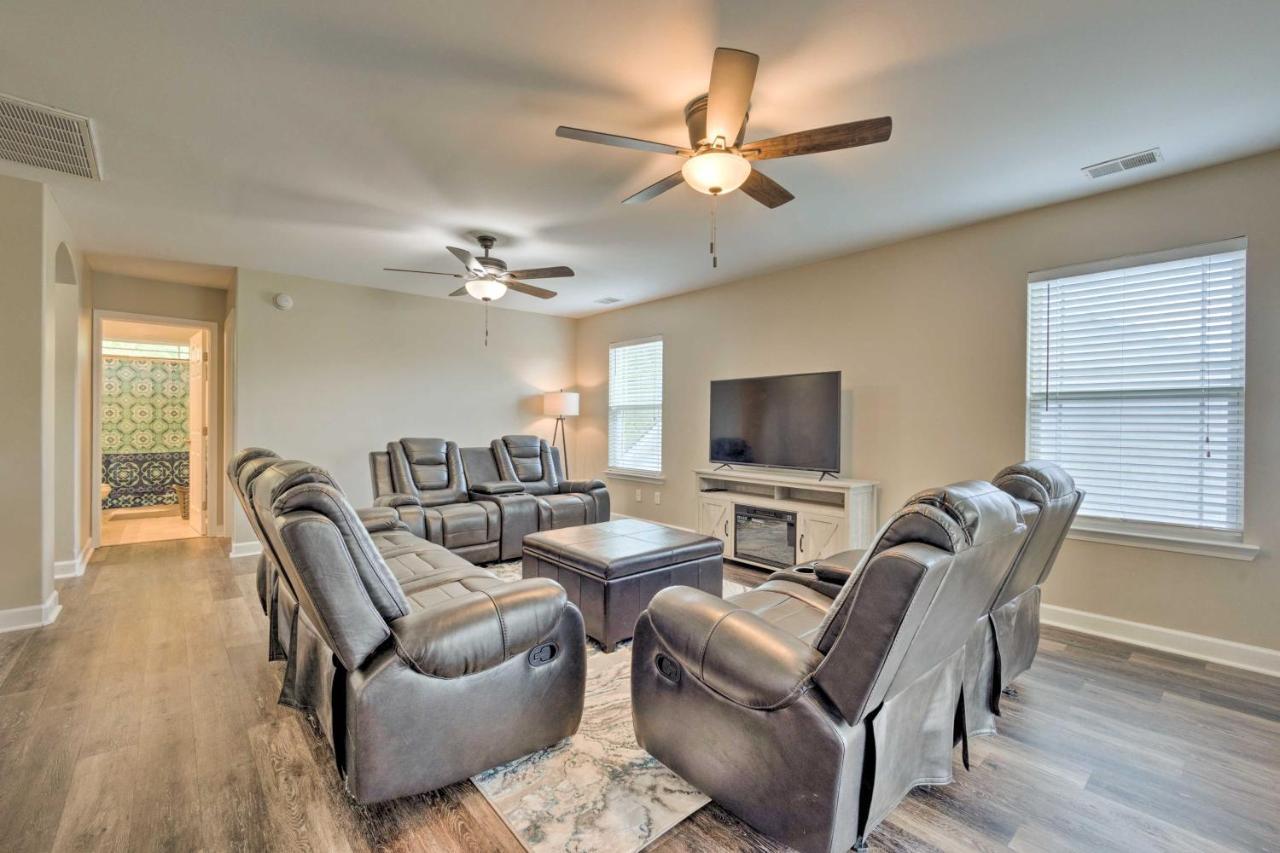 Spacious Pooler Home With Family-Friendly Perks ซาวานนาห์ ภายนอก รูปภาพ